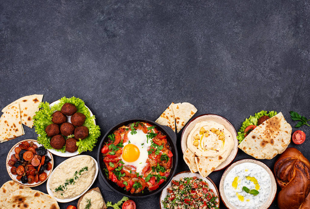 Comida tradicional judaica, israelense e do Oriente Médio - Foto, Imagem