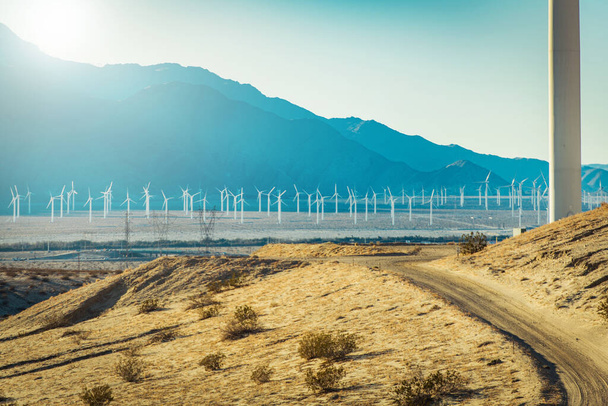 California Coachella Valley Wind Turbines Power Plant, Verenigde Staten. - Foto, afbeelding