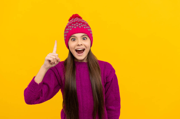 inspired wit idea child in knitted hat. kid wear warm clothes on yellow background. - Fotoğraf, Görsel