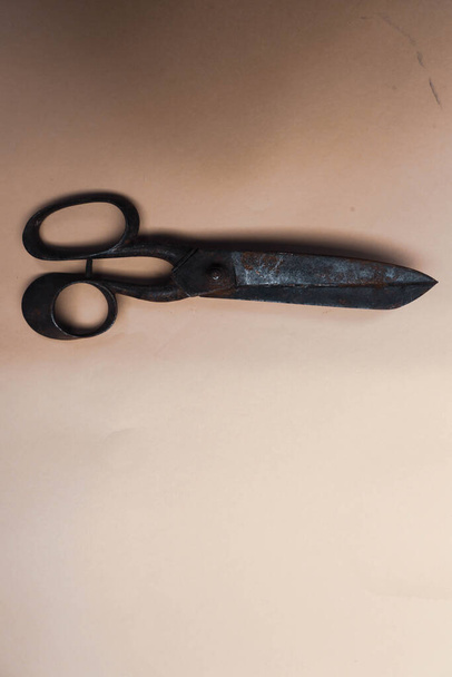 Rusty and old scissors on white background - Foto, Imagem