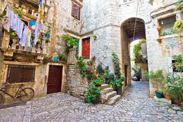 régi kő street, Trogir - Fotó, kép