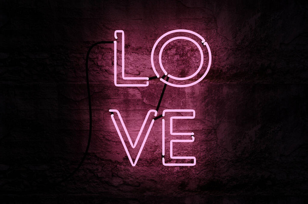 3 boyutlu illüstrasyon. Neon işareti. Beton duvarda Retro neon aşk işareti var. Sevgililer günün kutlu olsun. tasarım, tebrik kartı, afiş için. - Fotoğraf, Görsel