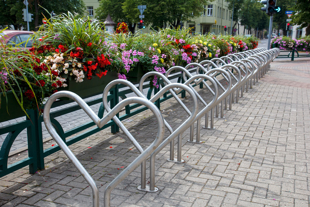 Zona de aparcamiento para bicicletas
 - Foto, Imagen
