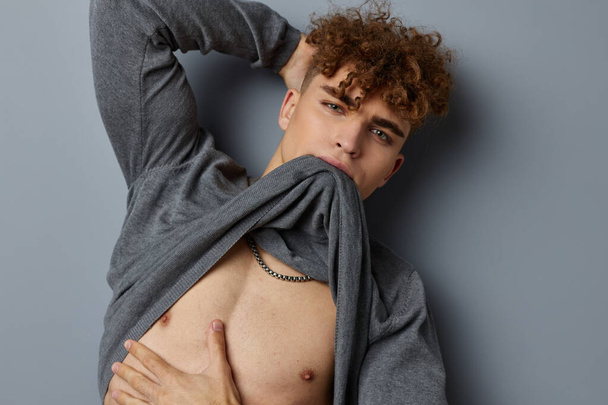 handsome guy posing inflated torso model Lifestyle unaltered - 写真・画像