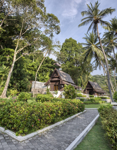 Perak, Malásia.Janeiro 10,2022: Cena de hotéis de residência ao ar livre em torno do famoso resort cinco estrelas em Pangkor Laut Resort, Lumut. - Foto, Imagem