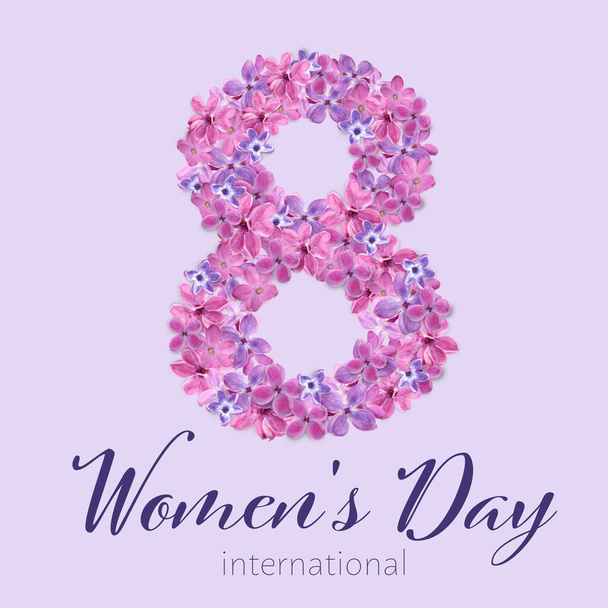 Hermosa tarjeta de felicitación para la celebración del Día Internacional de la Mujer con figura 8 hecha de flores lila - Foto, imagen