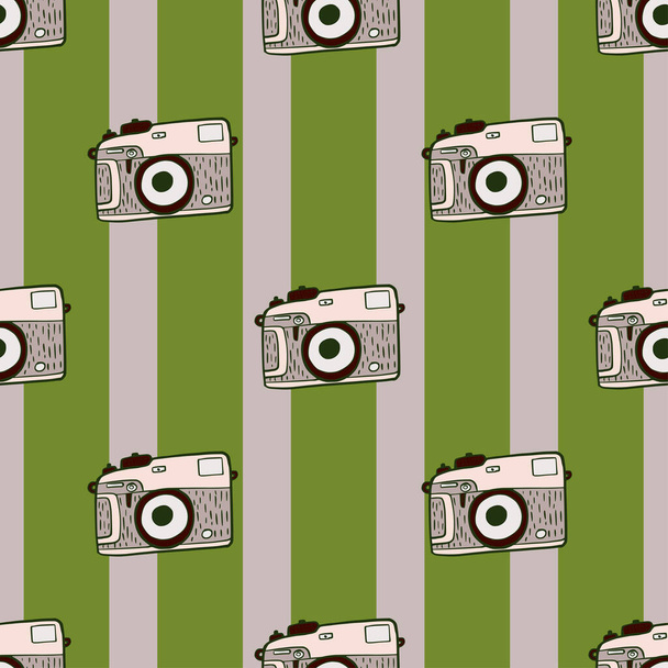 Photo camera vintage seamless pattern. Retro photo cameras design. Repeated texture in doodle style for fabric, wrapping paper, wallpaper, tissue. Vector illustration. - Vektor, Bild