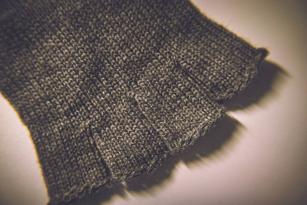 Fingerlose Handschuhe aus nächster Nähe, selektiver Fokus. - Foto, Bild