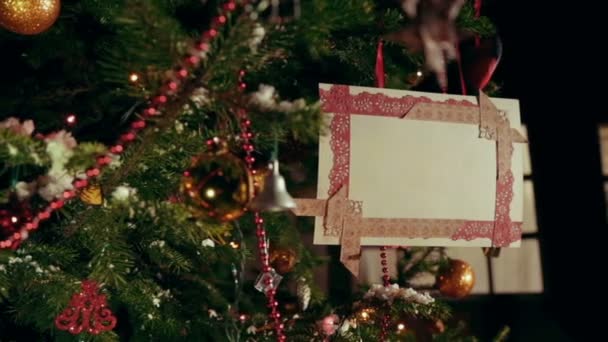 Árbol de Navidad con postal-marcador de posición en él
 - Metraje, vídeo