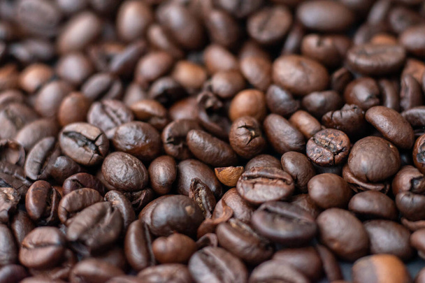 Gros plan sur les grains de café aromatiques Arabica - Photo, image
