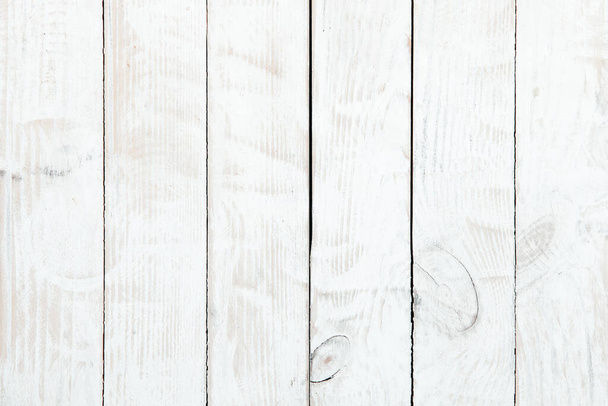 Пустые окрашенные панели из белого дерева для дизайна. Белая доска для текста - Фото, изображение