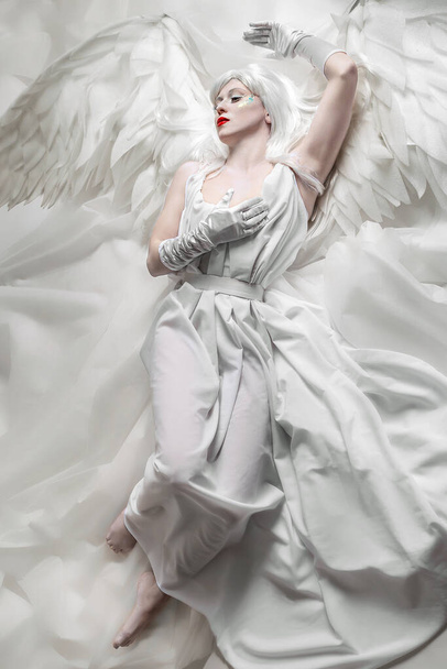 Angel Woman or Lady Angel, Creative Photosession - Foto, imagen