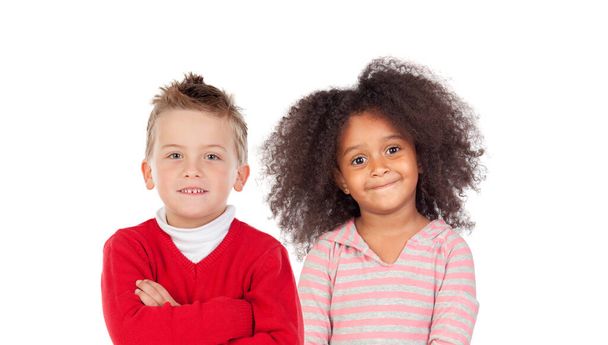 Различные дети, смотрящие в камеру на белом фоне - Фото, изображение