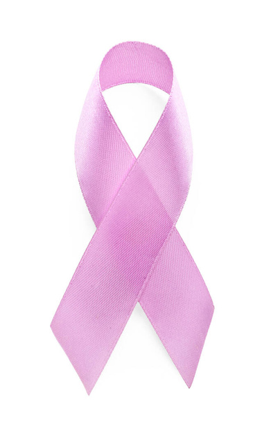 Lavendel bewustmakingslint op witte achtergrond. Wereldkankerdag - Foto, afbeelding
