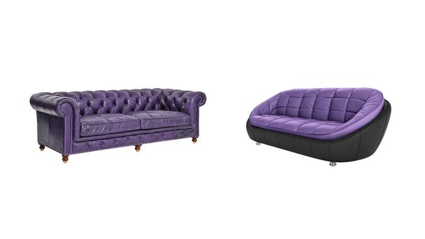 Deux canapés en cuir matelassé violet classique et moderne isolés sur fond blanc avec chemin de coupe. Série de meubles - Photo, image