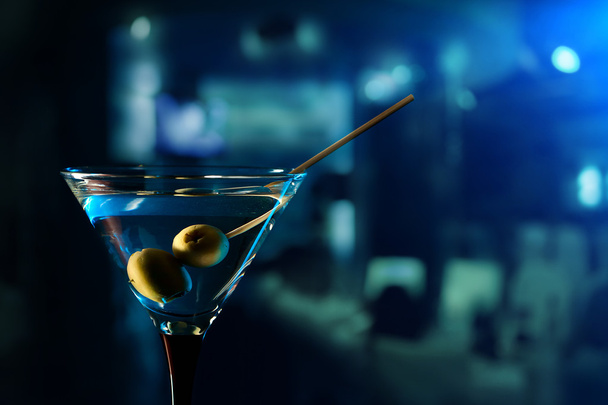 Vidrio con martini
  - Foto, Imagen