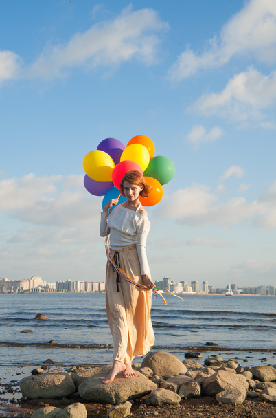 fille libre avec des boules
 - Photo, image