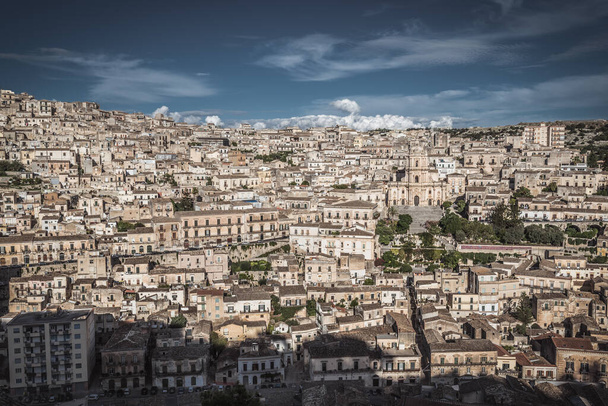 Splendida vista sul centro di Modica, Ragusa, Sicilia, Italia, Europa, Patrimonio Mondiale dell'Umanità - Foto, immagini
