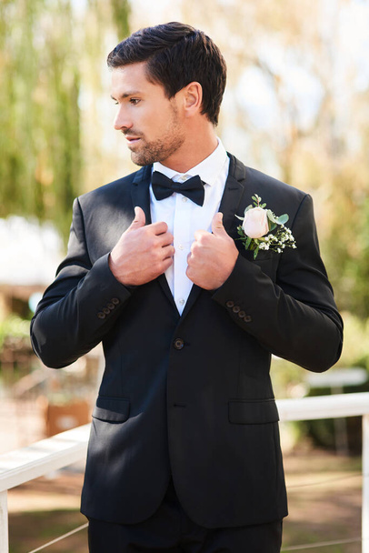 You have to be the best dressed at your wedding - Foto, Imagen