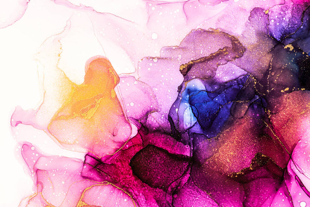 Fondo líquido brillante brillante abstracto del color, pintura dibujada a mano del alcohol con las rayas doradas, textura líquida de la técnica de la tinta para el diseño del telón de fondo de alta resolución - Foto, imagen