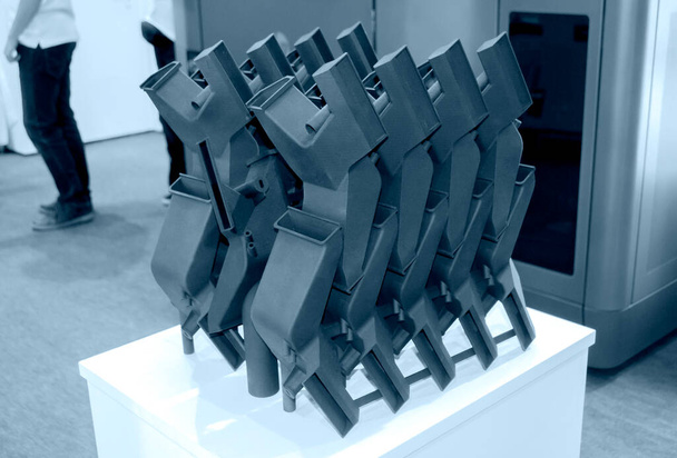 Prototipo de motor de combustión interna impreso en impresora 3D. primer plano. - Foto, imagen
