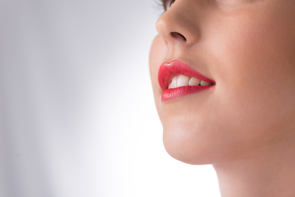 Mujer con labios rojos - Foto, Imagen