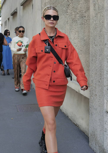 Fashion blogger, guests and model street style outfit before Prada fashion show during Milano fashion week 2021/2022 - Foto, Imagem
