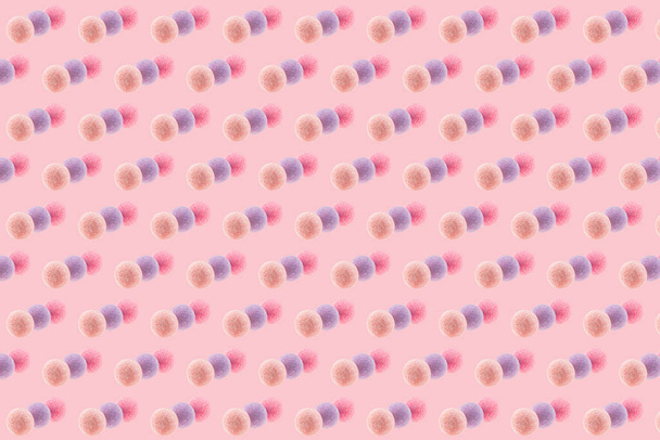Streszczenie tła składającego się z bomb kąpielowych w różowych kolorach, koncepcja kosmetyczna - Zdjęcie, obraz