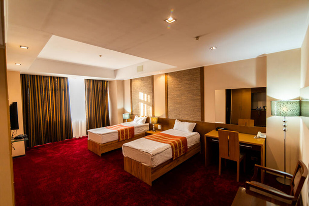 Standard Zweibettzimmer im Hotel - Foto, Bild