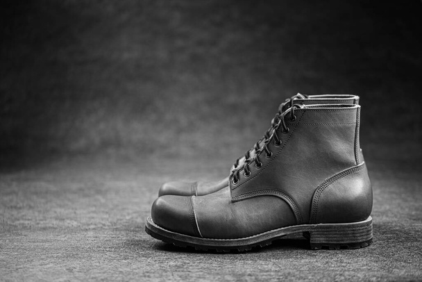 Кожаные туфли ручной работы - Фото, изображение