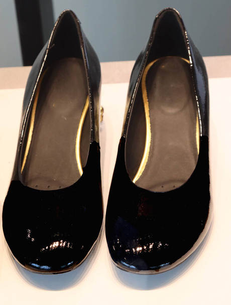 scarpe femminili di tipo balletto nero - Foto, immagini