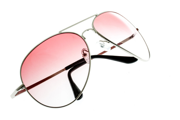 Сонцезахисні окуляри ізольовані на білому
 - Фото, зображення