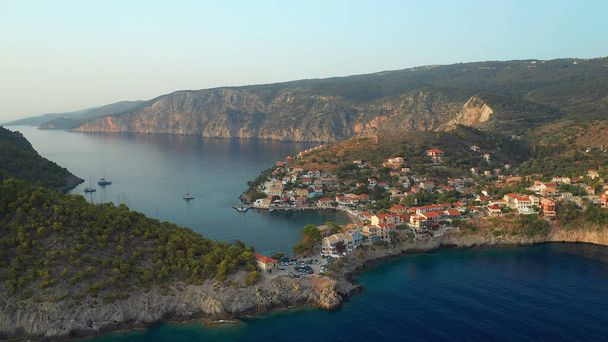 Kefalonia is an island in the Ionian Sea to the west of mainland Greece - Photo, Image