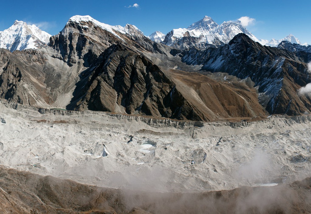View of Everest from Gokyo Ri - 写真・画像