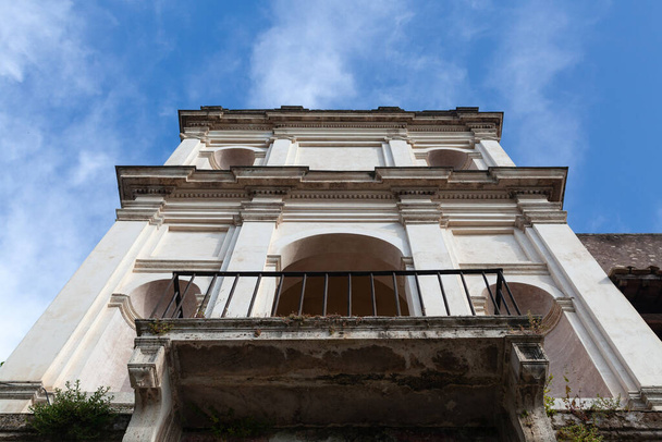 The main prospectus of Villa D'Este in Tivoli, Lazio against the blue sky of summer - Photo, Image