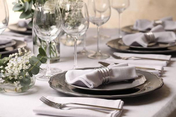Stylish elegant table setting for festive dinner in restaurant - Fotografie, Obrázek
