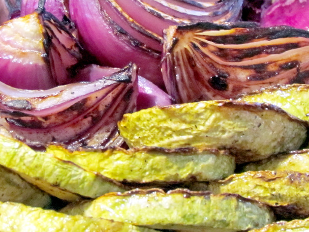 Тель Авів смажені кабачки і цибулю на базар 2012  - Фото, зображення