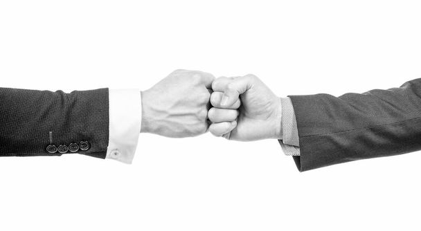 muži čerpající ruce po úspěšném obchodním jednání, přátelství stisk - Fotografie, Obrázek