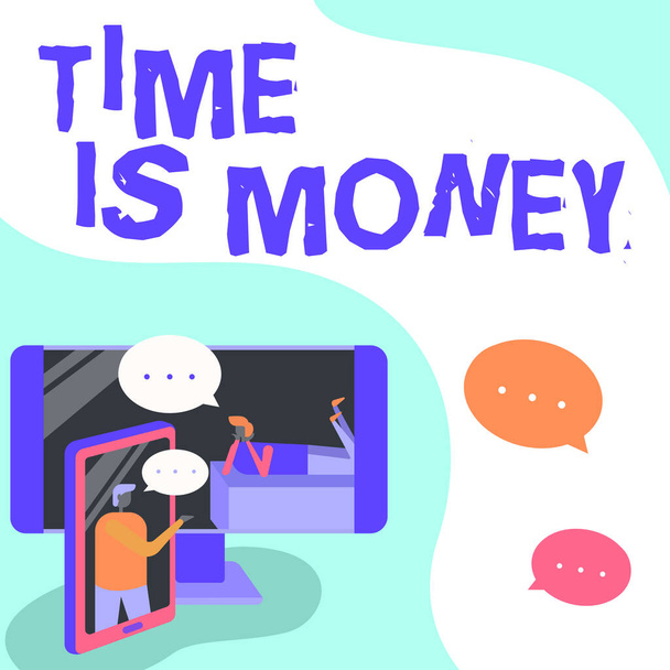 Konceptuální titulek Time Is Money. Obchodní koncept dělat věci tak rychle, jak je to možné a ne ztrácet čas Dva kolegové sdílení myšlenek s řečovými bublinami vyskakování z telefonů - Fotografie, Obrázek