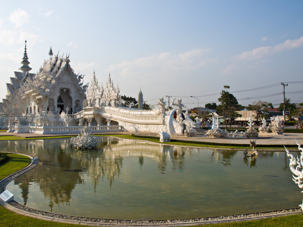Άσπρο ναός, Wat Rong Khun, στο Τσιάνγκ Ράι, Ταϊλάνδη - Φωτογραφία, εικόνα