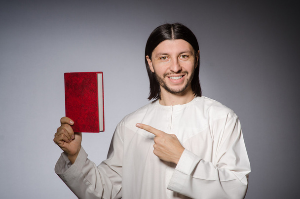 Priester Mann in religiösem Konzept - Foto, Bild