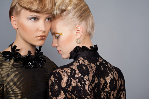 Two fashion models - Fotoğraf, Görsel