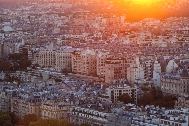 Uitzicht vanaf de Eiffeltoren bij zonsondergang, Parijs, Frankrijk - Foto, afbeelding