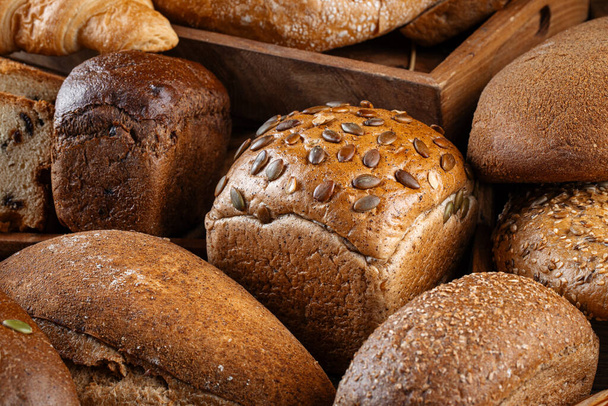 Fechar-se na variedade variada de pão - Foto, Imagem