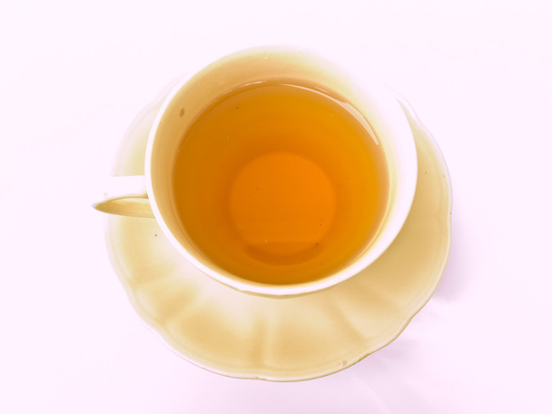 Жовтий китайського фарфору чашку чаю, ізольовані на білому тлі - Фото, зображення