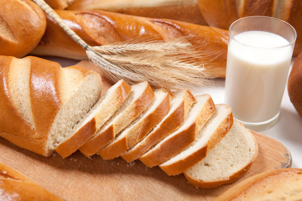 chléb a mléko - Fotografie, Obrázek
