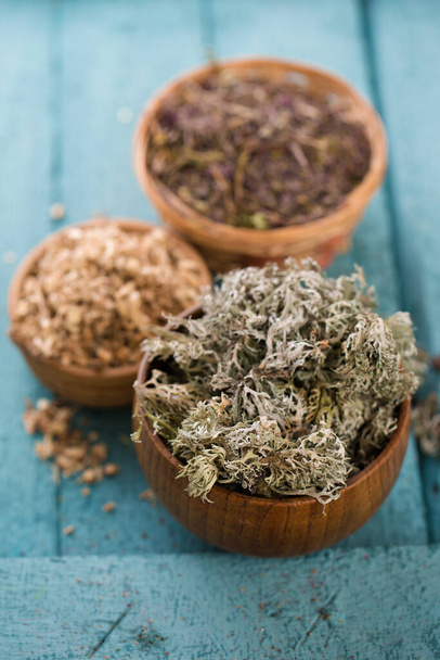 Marjoram, Icelandic moss and licorice root homeopathic herbs for coughs - Photo, Image