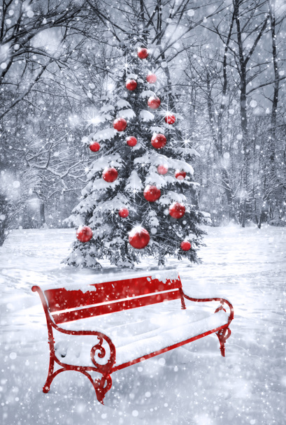 Зимний рождественский фон. Сцена с красным элементом. Концепт гра
 - Фото, изображение