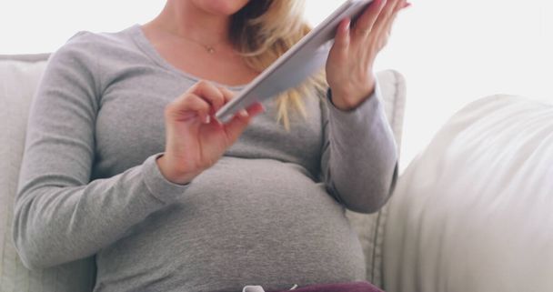 ここにあなたの妊娠を容易にするいくつかのアプリは - 写真・画像