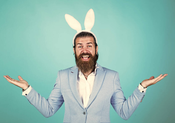 are you ready. happy easter. true gentleman with bunny ears. male funny look. bearded man in formalwear and hare ears. elegant businessman wear elegant apparel for spring holiday - Fotoğraf, Görsel